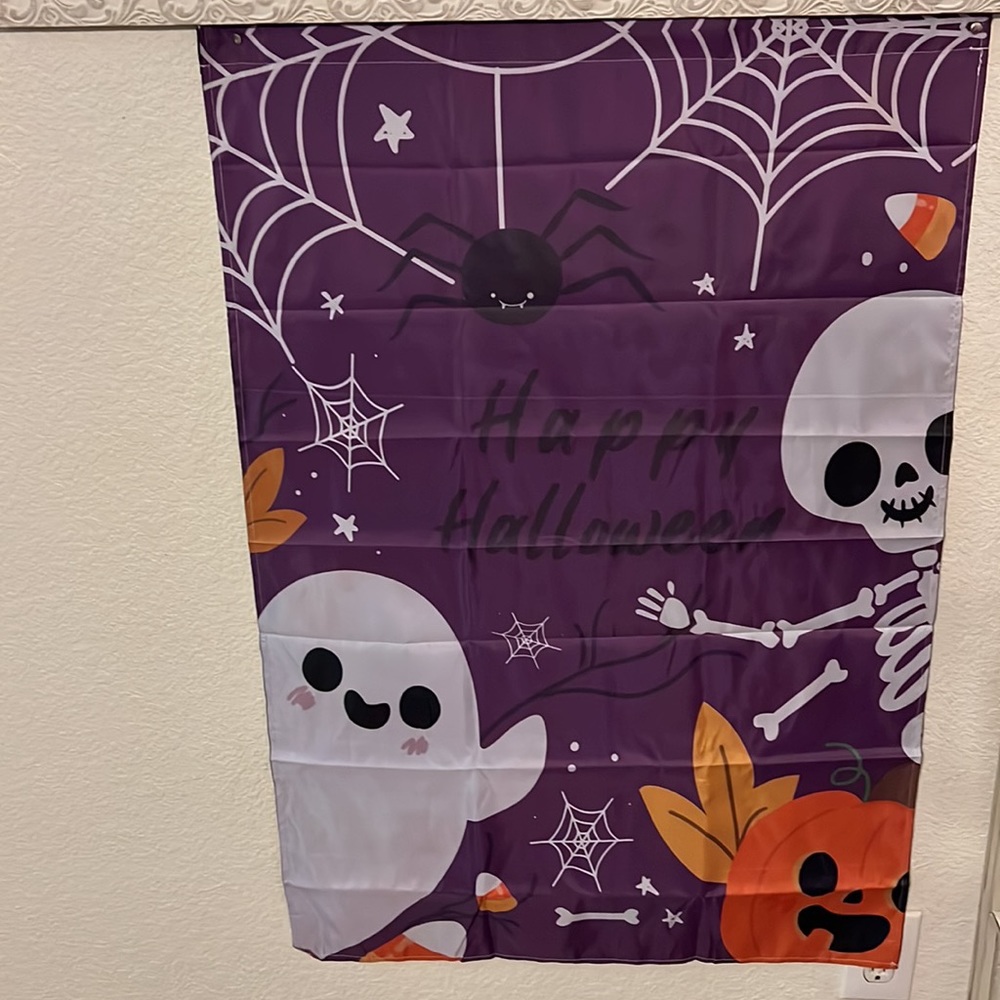 Halloween Backdrop - Picture 2 of 3